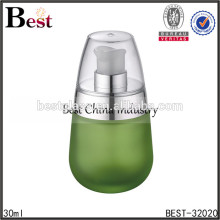 Botellas de vidrio esmerilado verde 30ml con bomba y tapa de plata, botellas de envases cosméticos, botella de loción cosmética para el cuidado de la piel